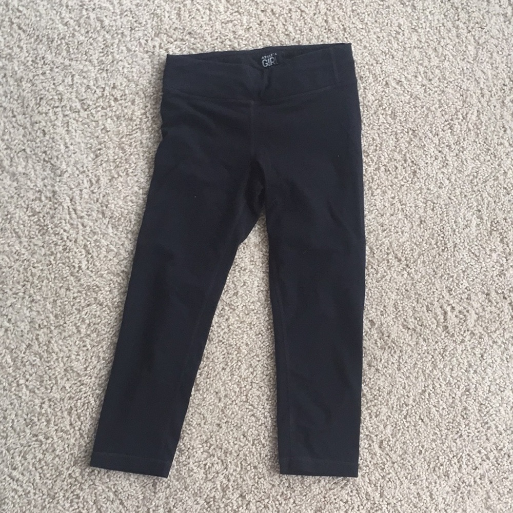Cropped Athleta Girl leggings